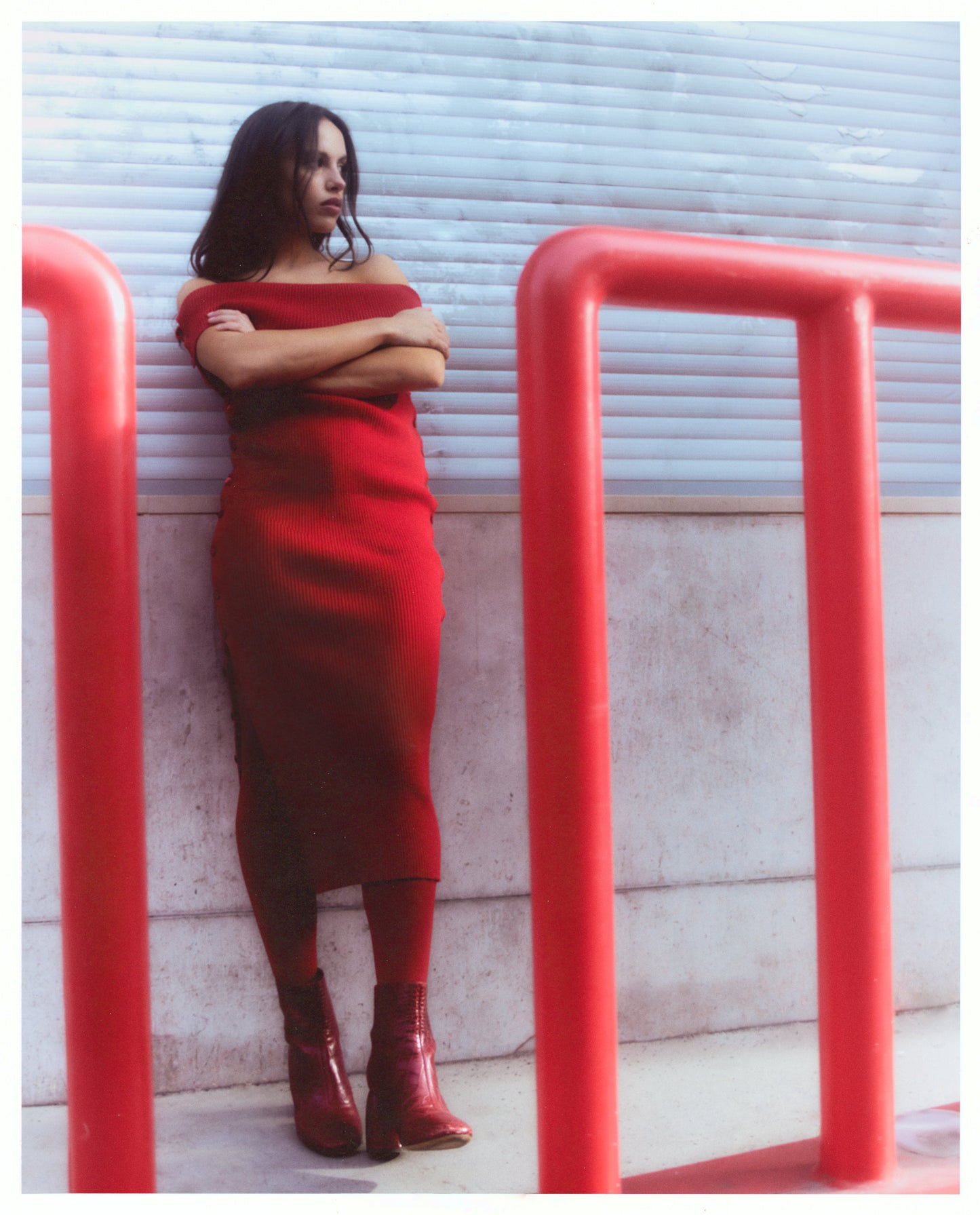 Robe Céphée devant rouge