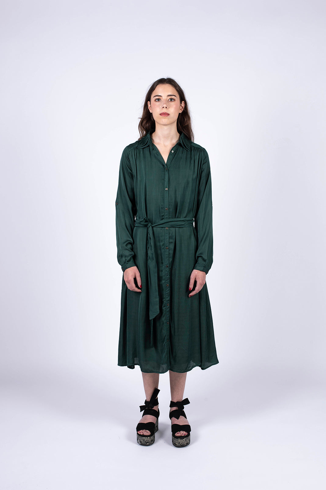 robe chemise longue fluide cintré à la taille