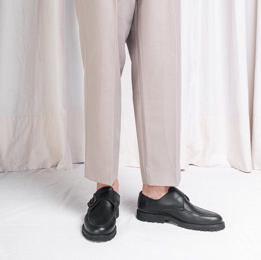 Elegant black vegan flats shoes with pants crafted from sustainable fabric bio plant based | NAE