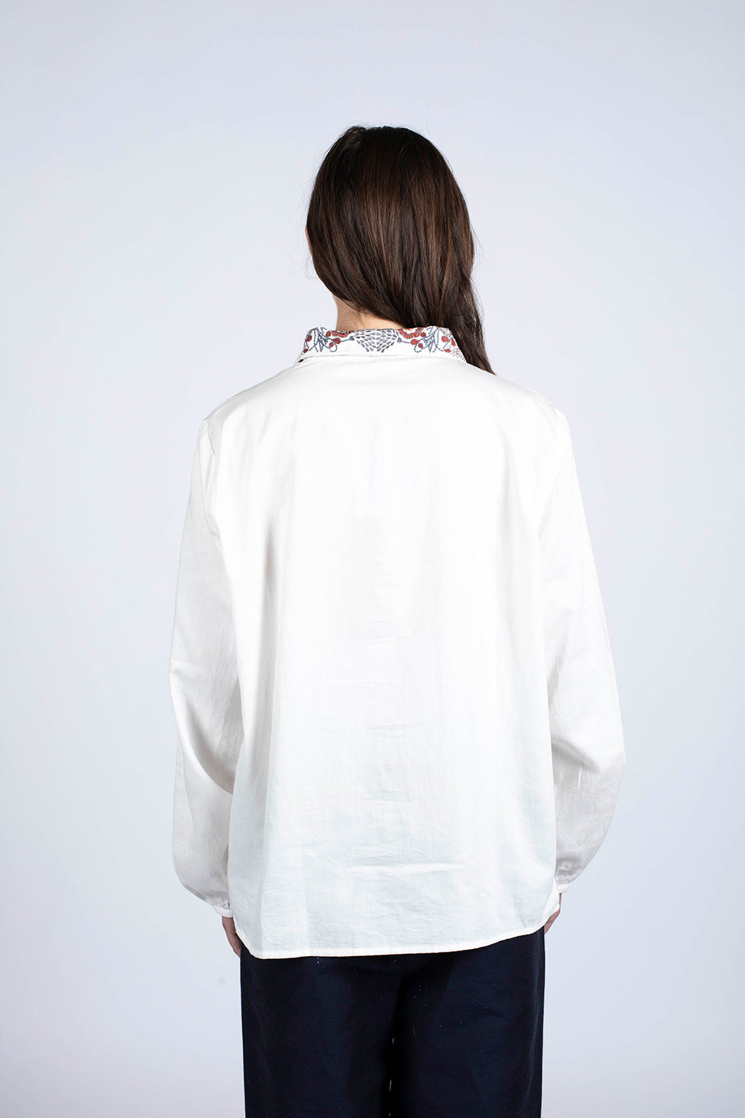Dos-chemise-col-Brodé-Ami-LONEEL