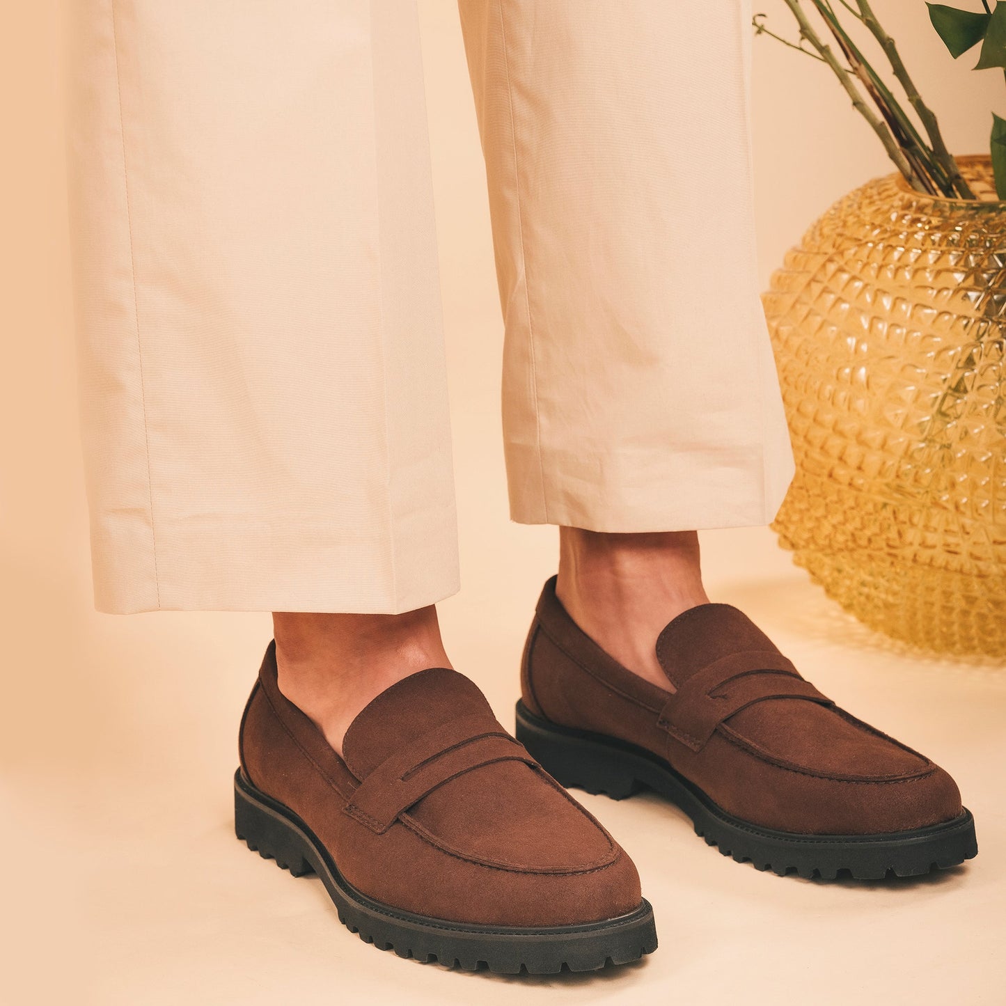 Men wearing loafers with white summer casual pants | NAE Vegan Shoes