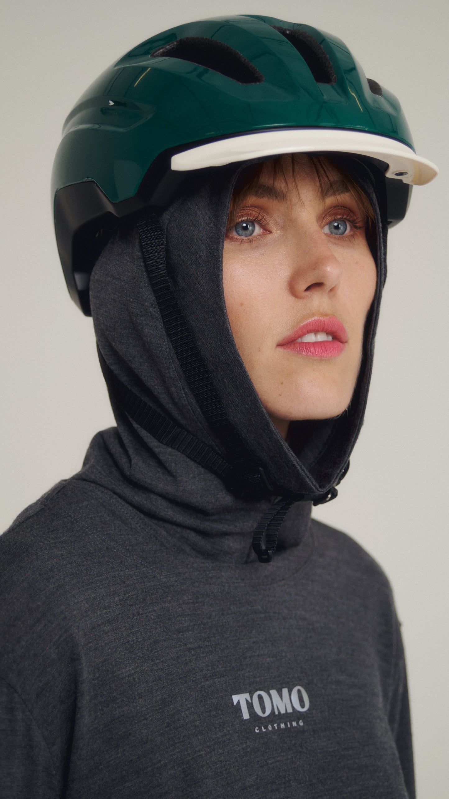 Cagoule laine AYO 001.