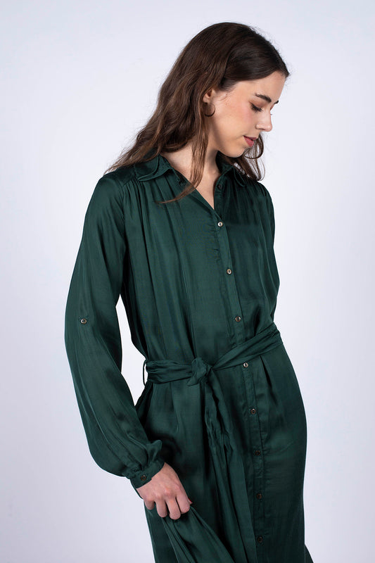 robe verte manches longues cintré à la taille