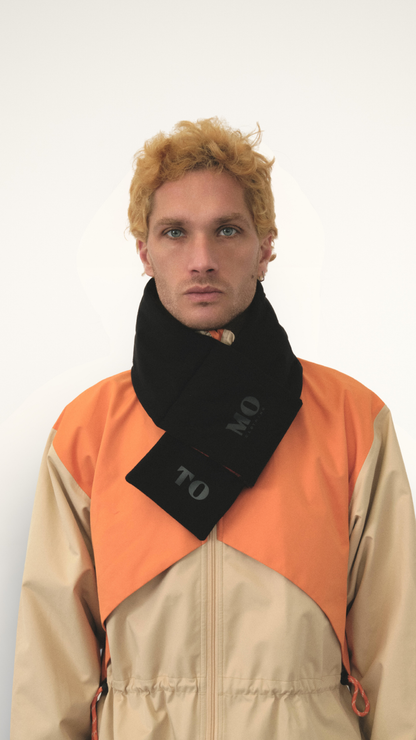 Echarpe qui protège du froid et de la pluie