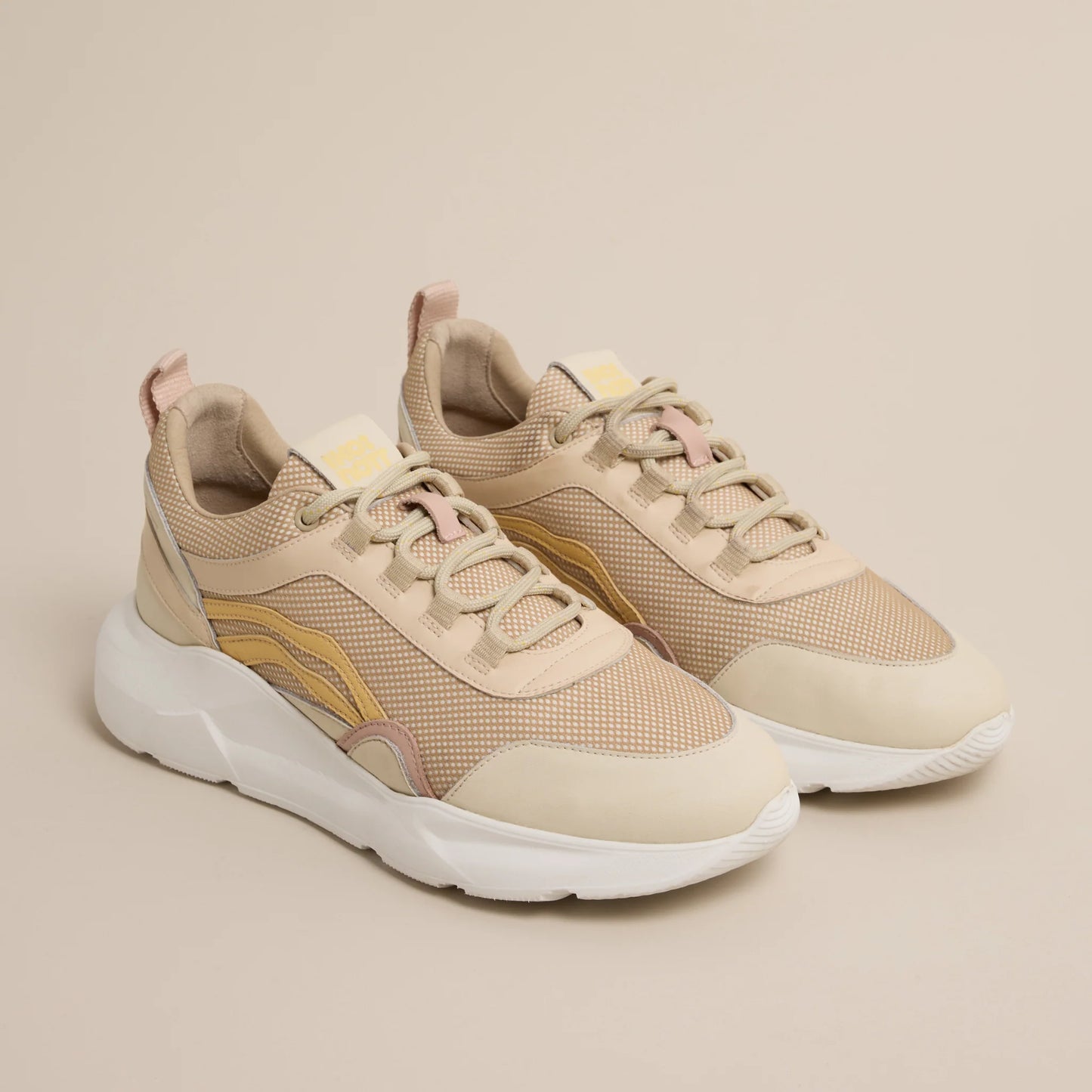 Basket beige tout-terrain écoresponsable IKO NOTT