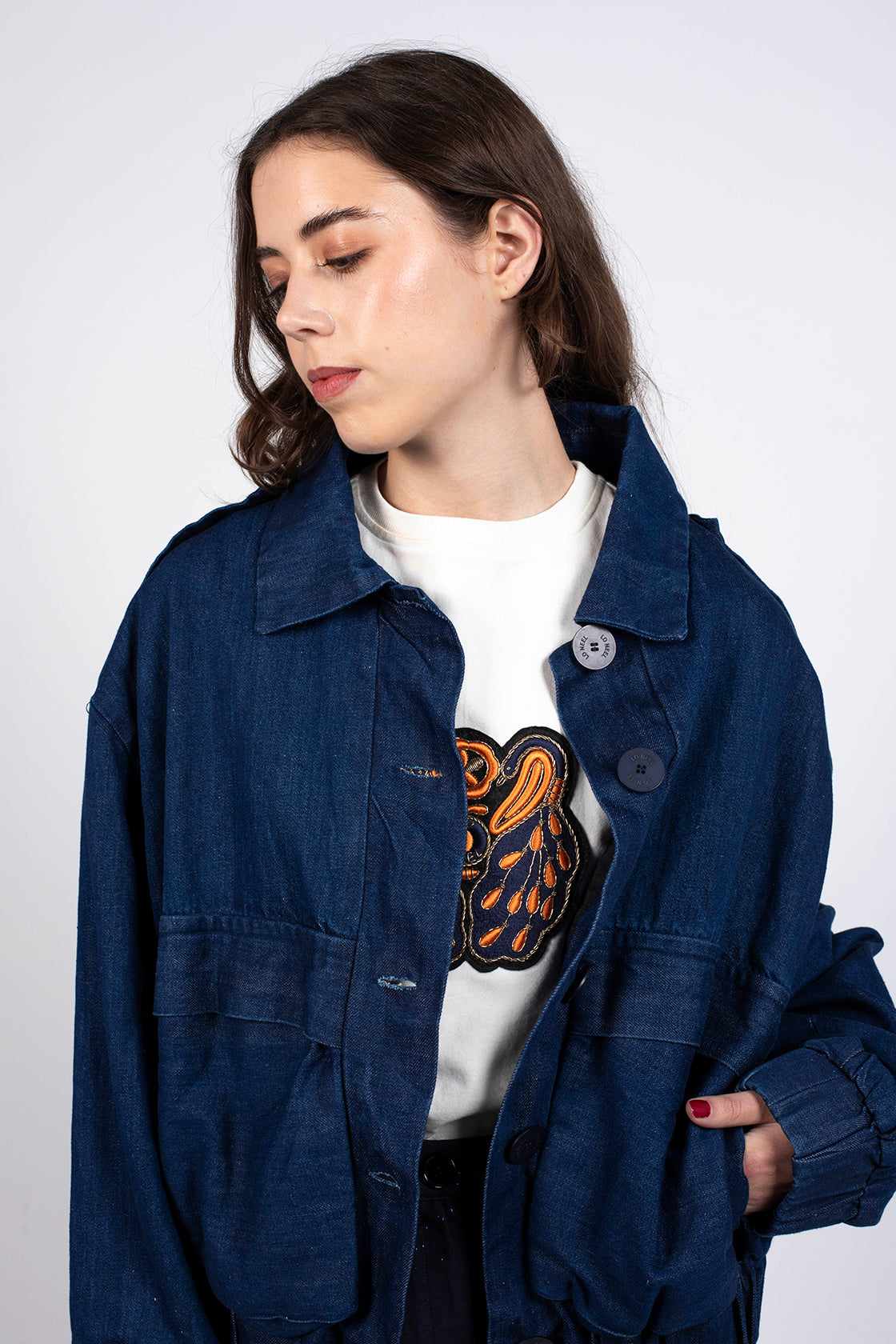 veste en jean upcyclé avec poches boutons recyclés