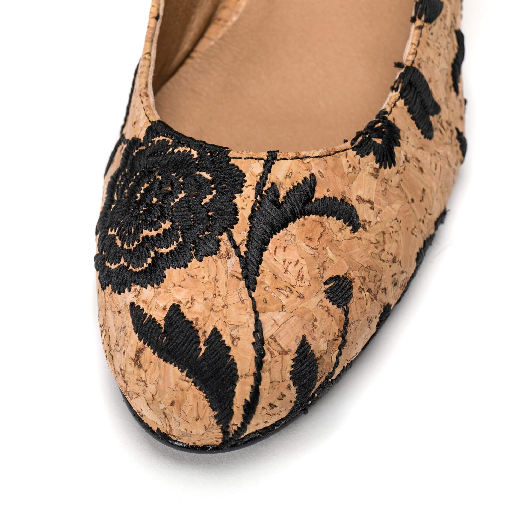 close view of the round toe from a vegan heeled sandals | NAE Vegan Shoes