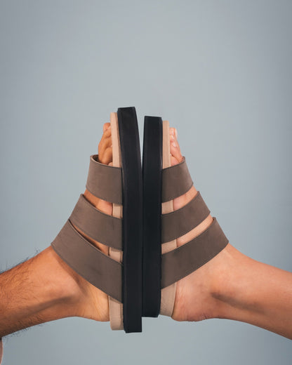 Grun gepolstert Sandalen offene Spitz | NAE Vegan