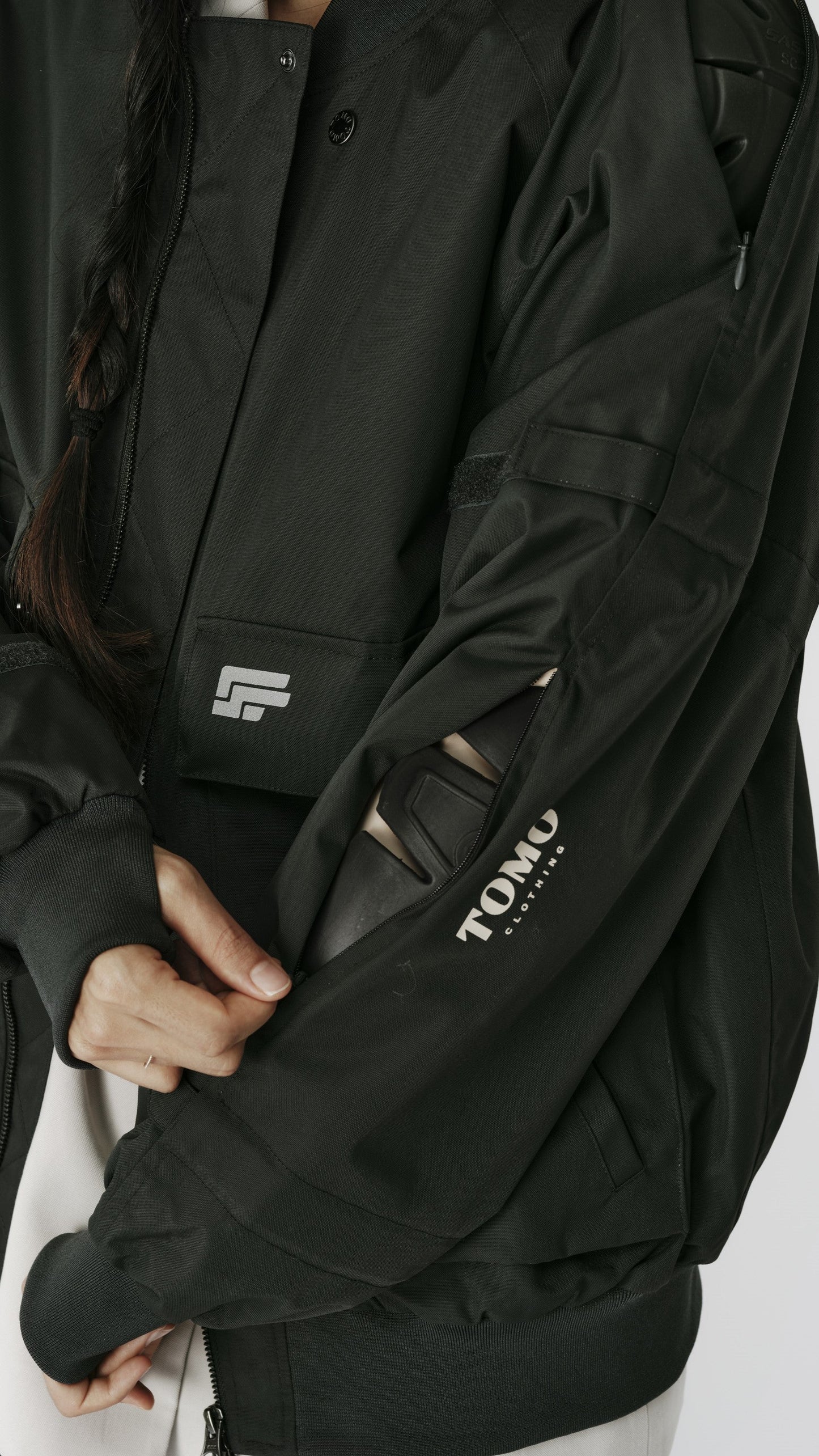 Bomber anti-abrasif homologué JIM 001.