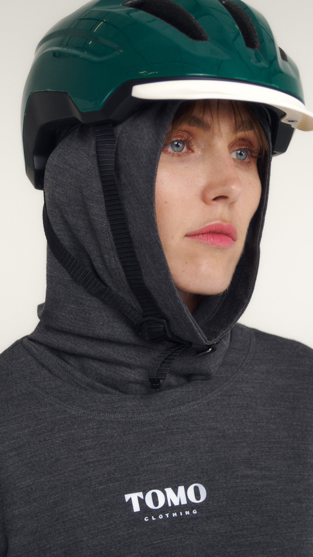 Cagoule laine AYO 001.