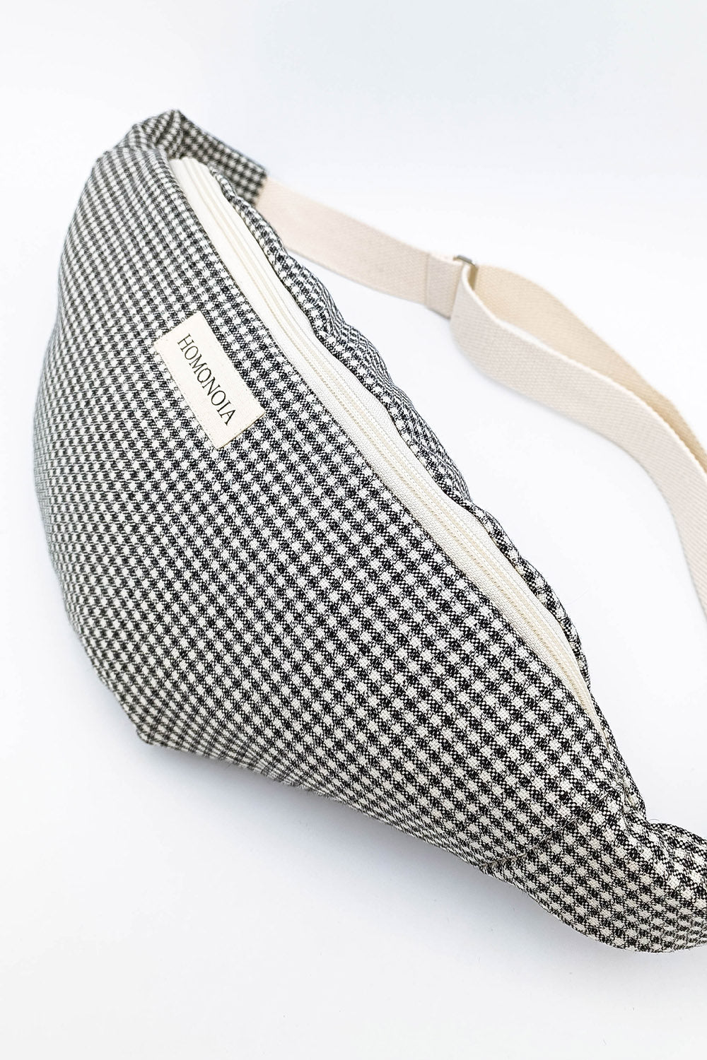 XL black &amp; white gingham banana