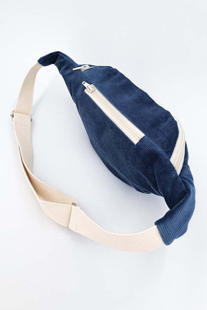 Banane en velours côtelé bleu denim