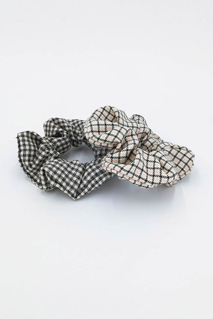 Black and white gingham scrunchie